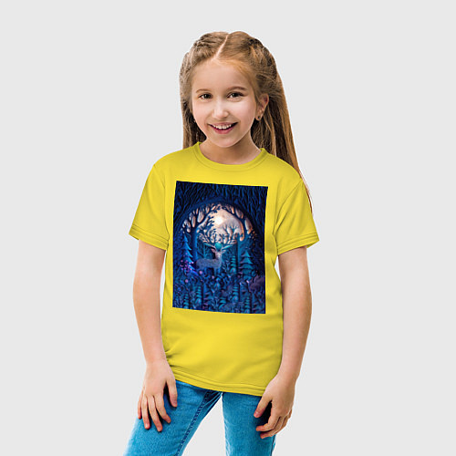 Детская футболка Объемная иллюстрация из бумаги лес и олень на сине / Желтый – фото 4