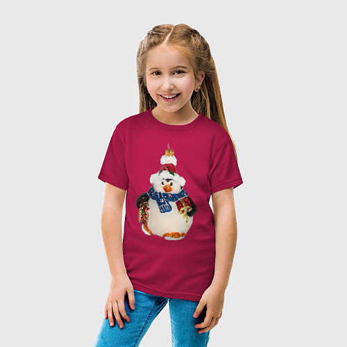 Детская футболка Пингвин в шарфе с подарками / Маджента – фото 4