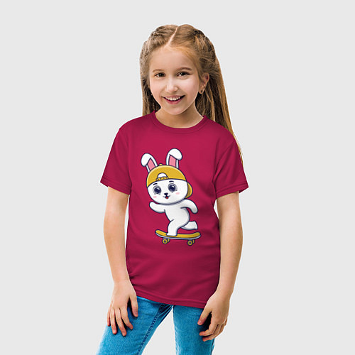 Детская футболка Зайка скейтер / Маджента – фото 4