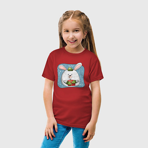 Детская футболка Заяц с подарком / Красный – фото 4