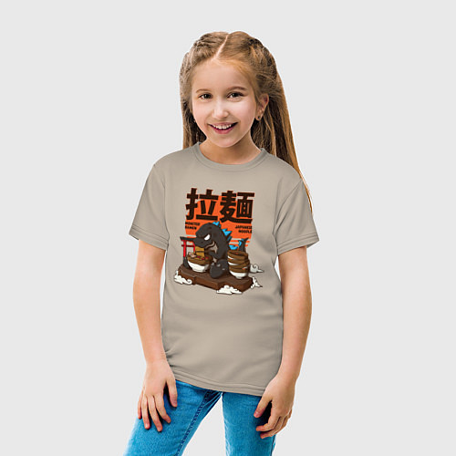 Детская футболка Годзилла ест рамен / Миндальный – фото 4