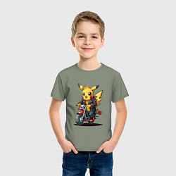 Футболка хлопковая детская Пикачу на ретро мотоцикле, цвет: авокадо — фото 2