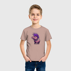 Футболка хлопковая детская Суровая панк капибара, цвет: пыльно-розовый — фото 2