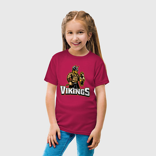 Детская футболка Vikings team / Маджента – фото 4