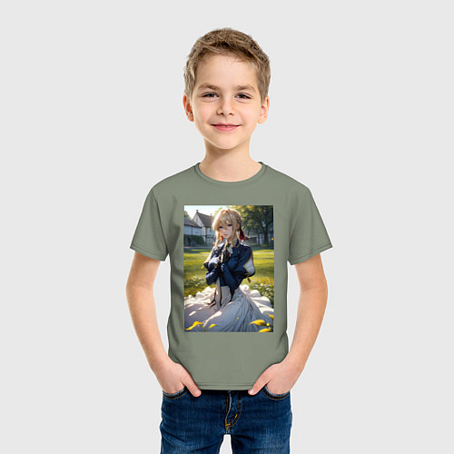 Детская футболка Вайолет Эвергарден на лугу / Авокадо – фото 3