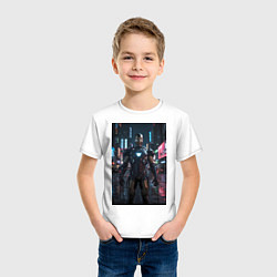 Футболка хлопковая детская Железный человек посреди ночного города, цвет: белый — фото 2
