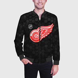Бомбер мужской Детройт Ред Уингз - черные соты, цвет: 3D-черный — фото 2