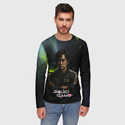 Лонгслив мужской Игра в кальмара - игрок 218 скрещивает руки, цвет: 3D-принт — фото 2