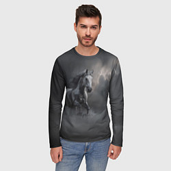 Лонгслив мужской Белая лошадь в тумане, цвет: 3D-принт — фото 2