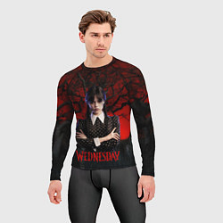 Рашгард мужской Уэнсдэй на фоне леса, цвет: 3D-принт — фото 2