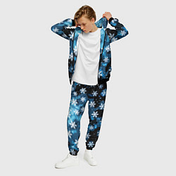 Костюм мужской Стилизованный паттерн со снежинками тёмно-синий, цвет: 3D-черный — фото 2