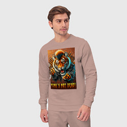 Костюм хлопковый мужской Punks not dead - motto tiger, цвет: пыльно-розовый — фото 2