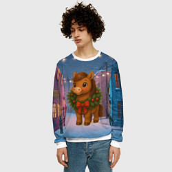 Свитшот мужской Лошадка с новогоднем венком 2026, цвет: 3D-белый — фото 2