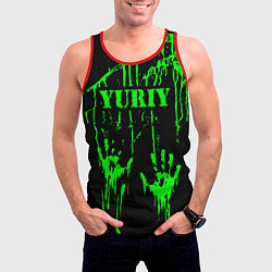 Майка-безрукавка мужская Юрий следы рук в зеленой краске, цвет: 3D-красный — фото 2