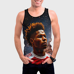Майка-безрукавка мужская Маркус Рашфорд и космос, цвет: 3D-черный — фото 2