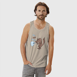 Майка мужская хлопок Большой злой волк из сказки Три Поросенка, цвет: миндальный — фото 2