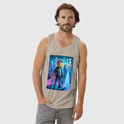 Майка мужская хлопок Чувак Пикачу в мегаполисе - урбан нейроарт, цвет: миндальный — фото 2