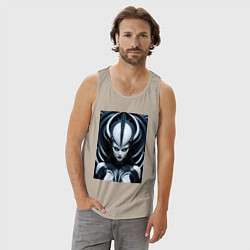 Майка мужская хлопок Девушка инопланетянка в стиле Гигера, цвет: миндальный — фото 2