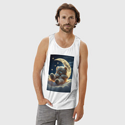 Майка мужская хлопок Плюшевый мишка сидит на Луне, цвет: белый — фото 2