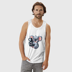 Майка мужская хлопок Коала фотограф, цвет: белый — фото 2