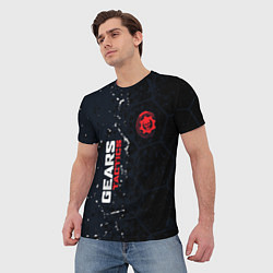 Футболка мужская Gears of War красно-белой лого на темном фоне, цвет: 3D-принт — фото 2