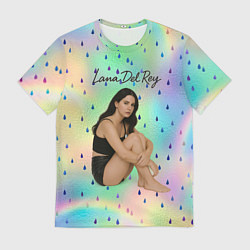 Мужская футболка Lana Del Rey сидит обняв колени