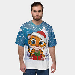 Футболка оверсайз мужская Маленький тигренок с подарками 2022, цвет: 3D-принт — фото 2