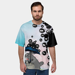 Футболка оверсайз мужская Тоторо бегущий от чернушек, цвет: 3D-принт — фото 2