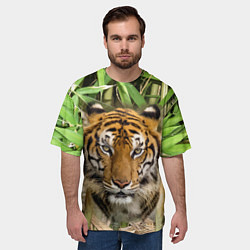 Футболка оверсайз мужская Матёрый тигр в зарослях бамбука, цвет: 3D-принт — фото 2