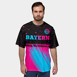 Футболка оверсайз мужская Bayern - neon gradient: символ сверху, цвет: 3D-принт — фото 2