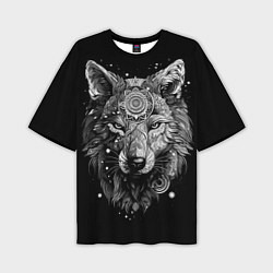 Мужская футболка оверсайз Волк в черно-белом орнаменте