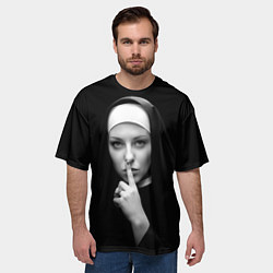 Футболка оверсайз мужская Монашка жестом просит молчать, цвет: 3D-принт — фото 2