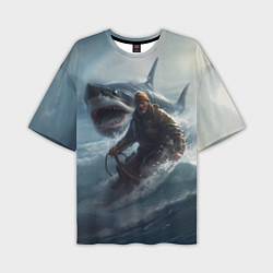 Мужская футболка оверсайз Мужчина уплывает от акулы на обломках лодки