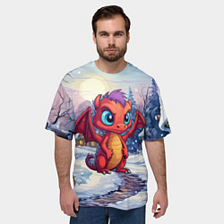 Футболка оверсайз мужская Милый дракон в новогодней деревне, цвет: 3D-принт — фото 2