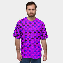 Футболка оверсайз мужская Фиолетовые квадраты на чёрном фоне, цвет: 3D-принт — фото 2