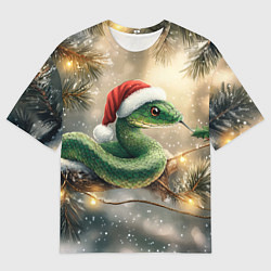 Мужская футболка оверсайз Новогодняя змея на ветке ели