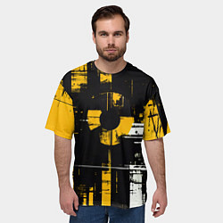 Футболка оверсайз мужская Жёлто-белый гранж на чёрном фоне, цвет: 3D-принт — фото 2