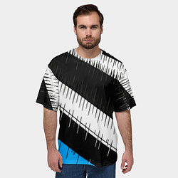 Футболка оверсайз мужская Диагональные чёрно-белые полосы на синем фоне, цвет: 3D-принт — фото 2