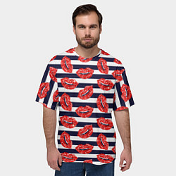 Футболка оверсайз мужская Женские губы с красной блестящей помадой на полоса, цвет: 3D-принт — фото 2