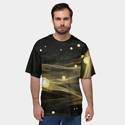 Футболка оверсайз мужская Золотистый свет на черной текстуре, цвет: 3D-принт — фото 2