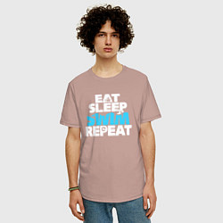 Футболка оверсайз мужская Eat sleep swim repeat, цвет: пыльно-розовый — фото 2