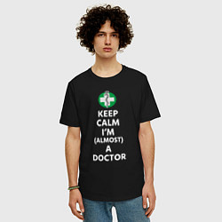 Футболка оверсайз мужская Keep calm I??m a doctor, цвет: черный — фото 2