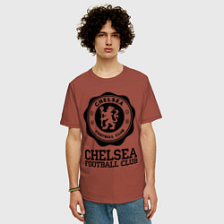 Футболка оверсайз мужская Chelsea FC: Emblem, цвет: кирпичный — фото 2