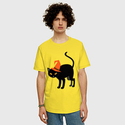 Футболка оверсайз мужская Чёрный хэллоуинский котик, цвет: желтый — фото 2