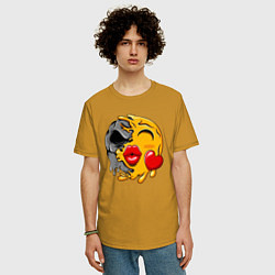 Футболка оверсайз мужская Kiss smile, цвет: горчичный — фото 2
