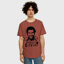 Футболка оверсайз мужская Pablo escobar in the jail, цвет: кирпичный — фото 2