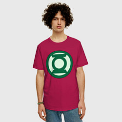 Футболка оверсайз мужская Green lantern logo, цвет: маджента — фото 2