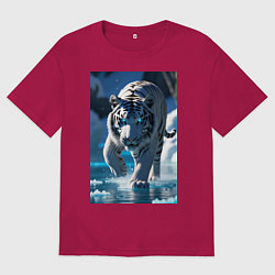 Футболка оверсайз мужская Белоснежный тигр крадется по льду, цвет: маджента