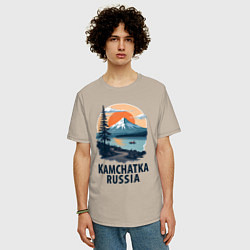 Футболка оверсайз мужская Камчатка - закат, цвет: миндальный — фото 2