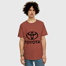 Футболка оверсайз мужская Toyota Logo, цвет: кирпичный — фото 2
